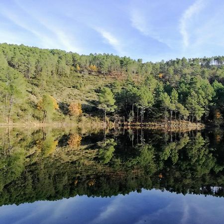 Ruralrut-El Tiemblo Wifi, Cabina De Hidromasaje, Aire Acondicionado Y A Pocos Metros De Zonas De Bano Naturales Zewnętrze zdjęcie
