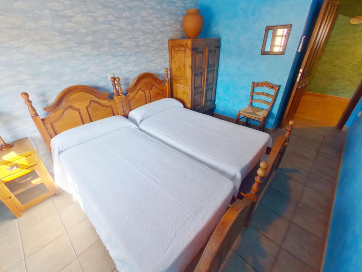 Ruralrut En El Tiemblo Precios Especiales A Partir De 7 Noches, Wifi, Cabina De Hidromasaje, Aire Acondicionado, Zonas De Bano Naturales Cercanas Zewnętrze zdjęcie