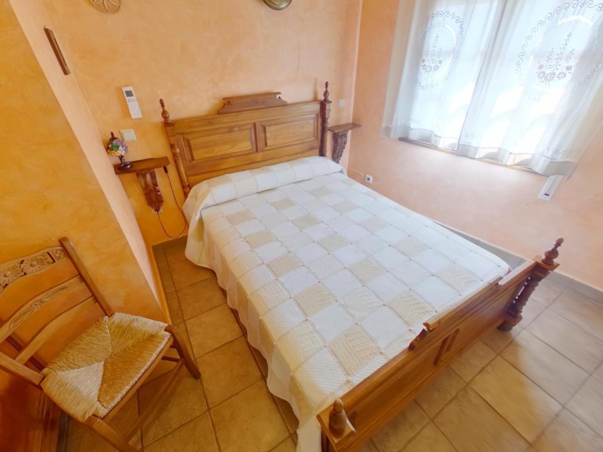 Ruralrut En El Tiemblo Precios Especiales A Partir De 7 Noches, Wifi, Cabina De Hidromasaje, Aire Acondicionado, Zonas De Bano Naturales Cercanas Zewnętrze zdjęcie