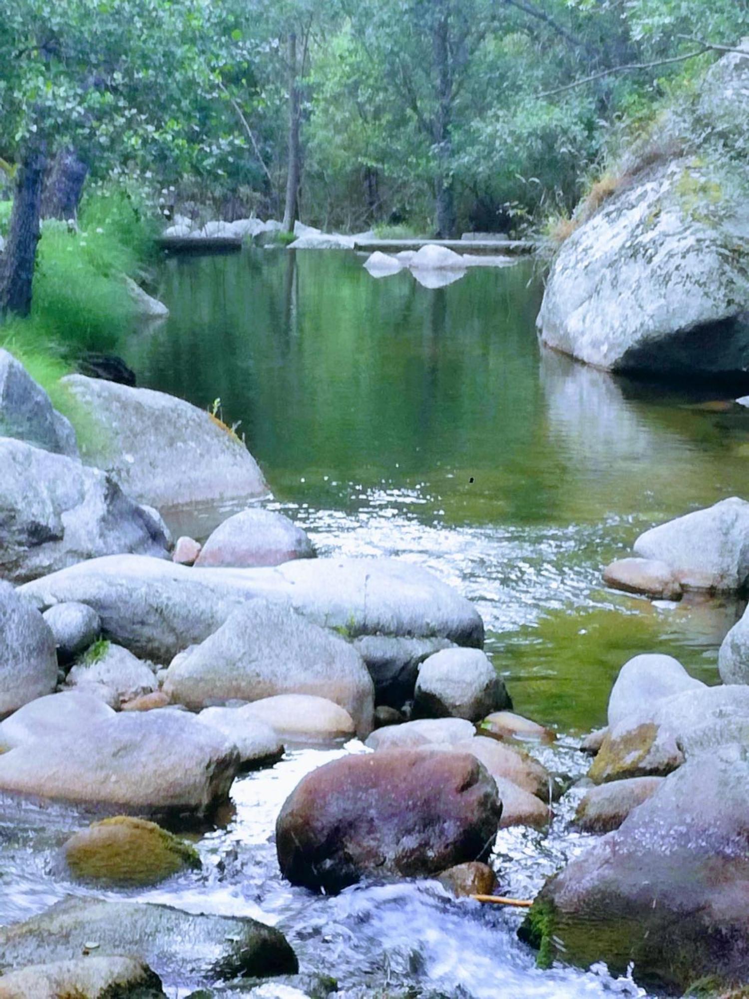 Ruralrut En El Tiemblo Precios Especiales A Partir De 7 Noches, Wifi, Cabina De Hidromasaje, Aire Acondicionado, Zonas De Bano Naturales Cercanas Zewnętrze zdjęcie
