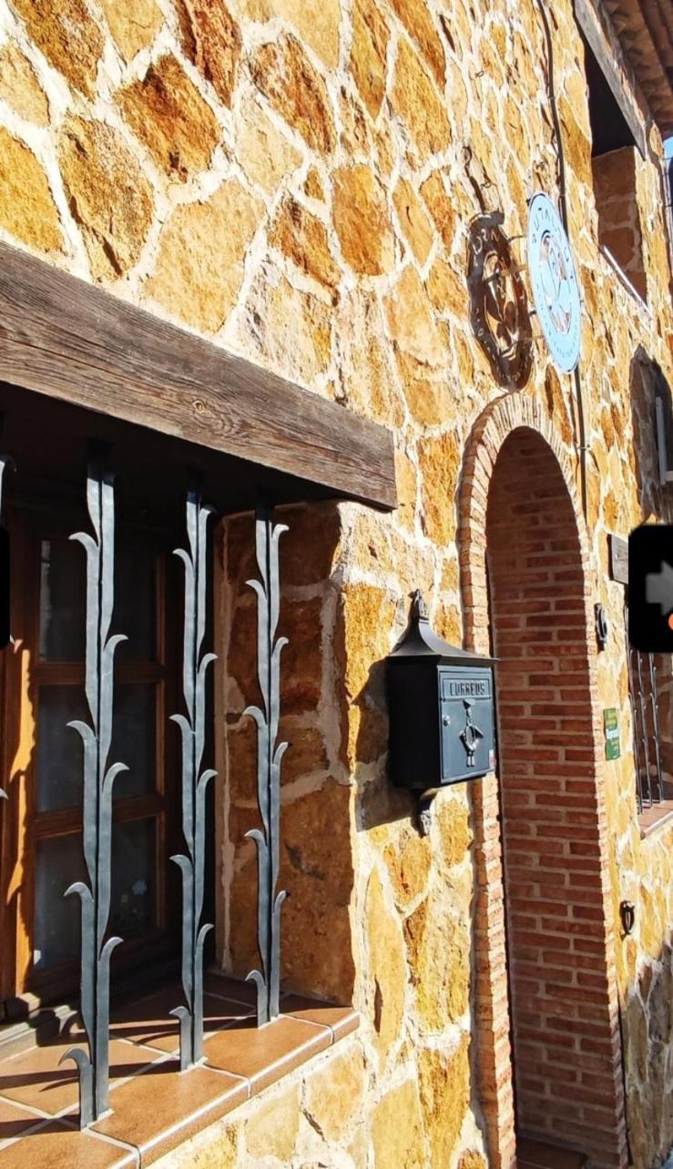 Ruralrut-El Tiemblo Wifi, Cabina De Hidromasaje, Aire Acondicionado Y A Pocos Metros De Zonas De Bano Naturales Zewnętrze zdjęcie